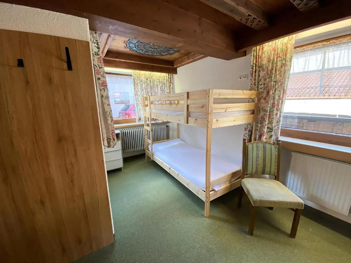 Habitación en casa particular Haus Giggijoch By Chatel Reizen Sölden Austria