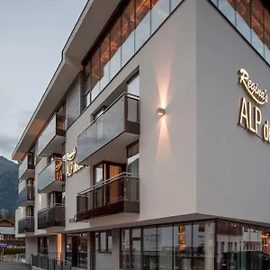 Regina's Alp Deluxe Apartmanhotel